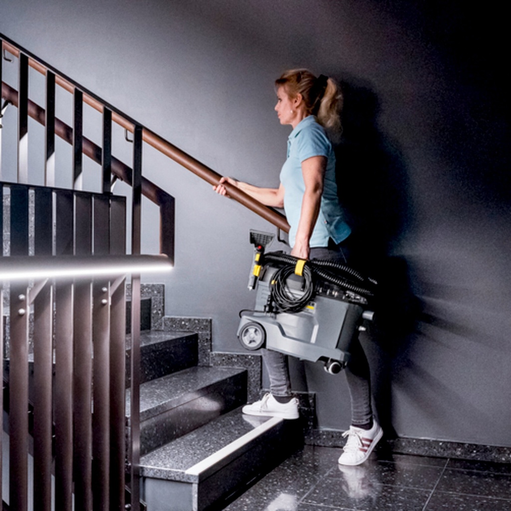 Lava Aspiradora  Karcher Puzzi 8/1   Ref. 1.100-240.0