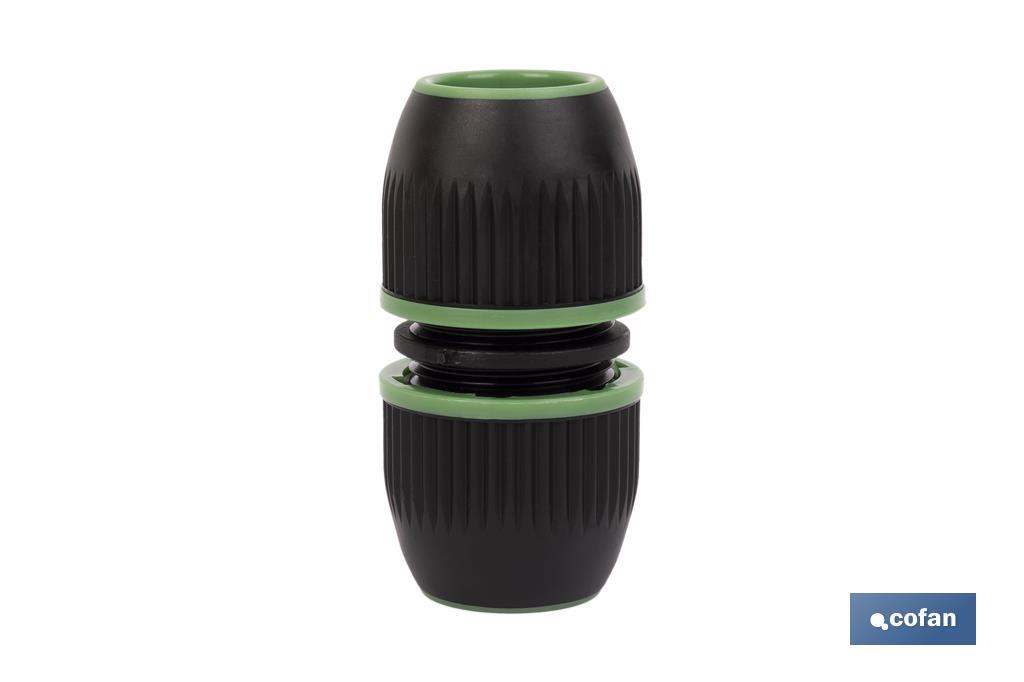 Racor reparador de mangueras de riego